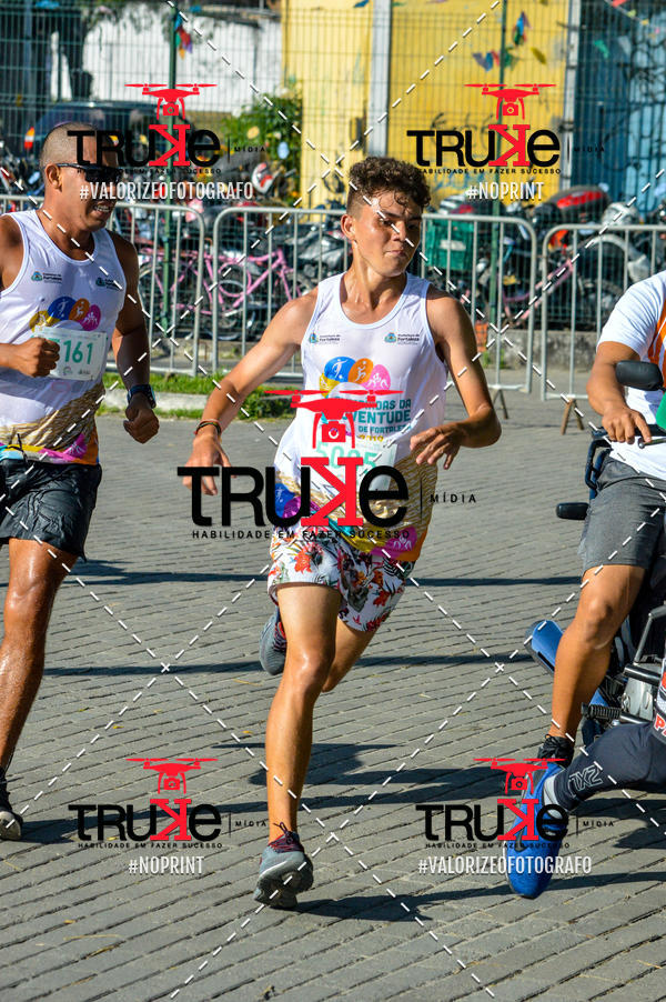 Buy your photos of the event Corrida da Juventude Cuca  on Fotop