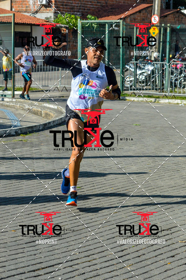 Buy your photos of the event Corrida da Juventude Cuca  on Fotop