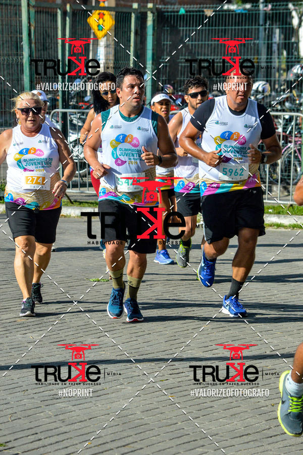 Buy your photos of the event Corrida da Juventude Cuca  on Fotop
