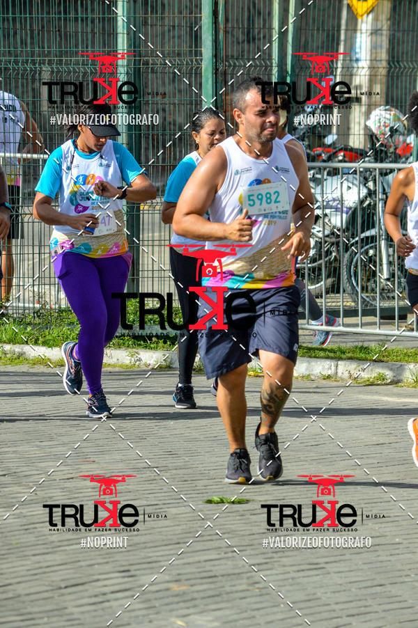 Buy your photos of the event Corrida da Juventude Cuca  on Fotop