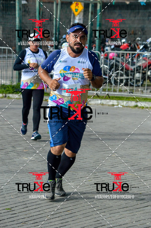 Buy your photos of the event Corrida da Juventude Cuca  on Fotop