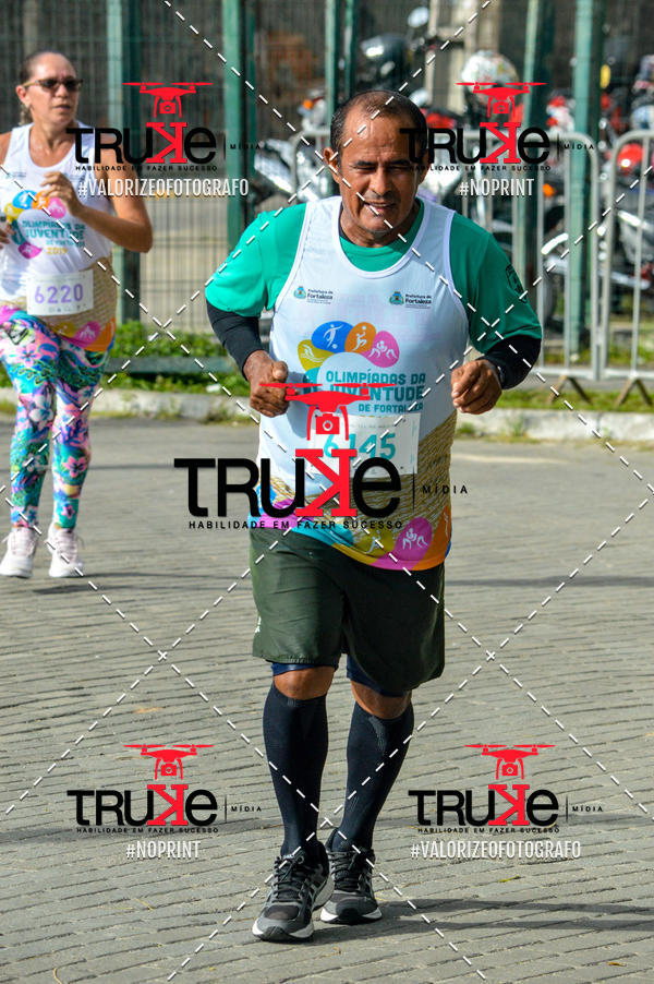 Buy your photos of the event Corrida da Juventude Cuca  on Fotop