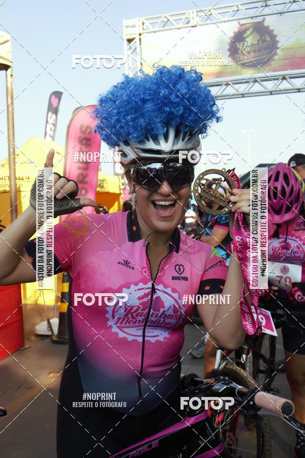 Buy your photos of the eventRainhas da Montanha 2019 on Fotop