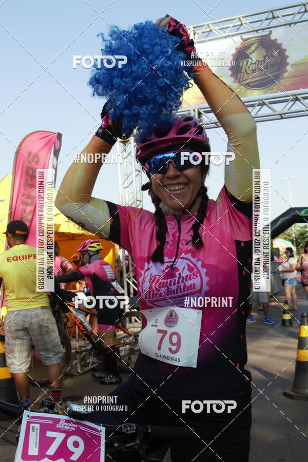 Buy your photos of the eventRainhas da Montanha 2019 on Fotop