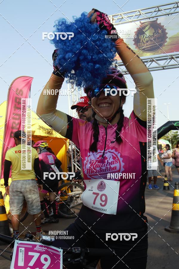 Buy your photos of the eventRainhas da Montanha 2019 on Fotop