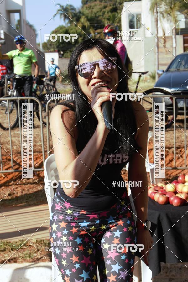 Buy your photos of the eventRainhas da Montanha 2019 on Fotop