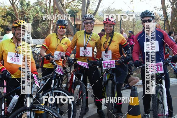 Buy your photos of the eventRainhas da Montanha 2019 on Fotop