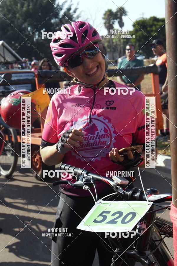 Buy your photos of the eventRainhas da Montanha 2019 on Fotop