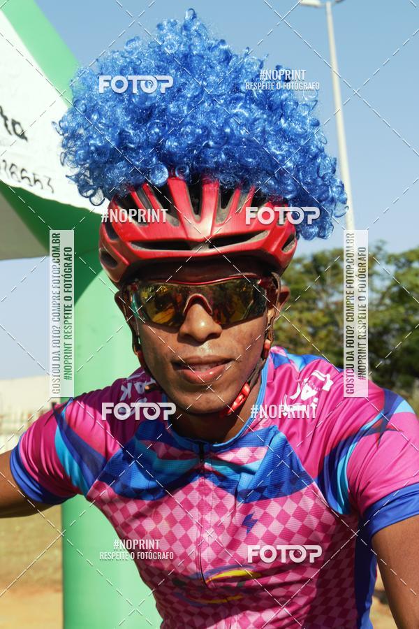 Buy your photos of the eventRainhas da Montanha 2019 on Fotop