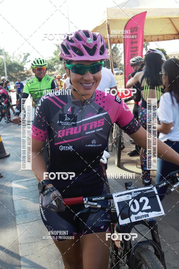 Buy your photos of the eventRainhas da Montanha 2019 on Fotop