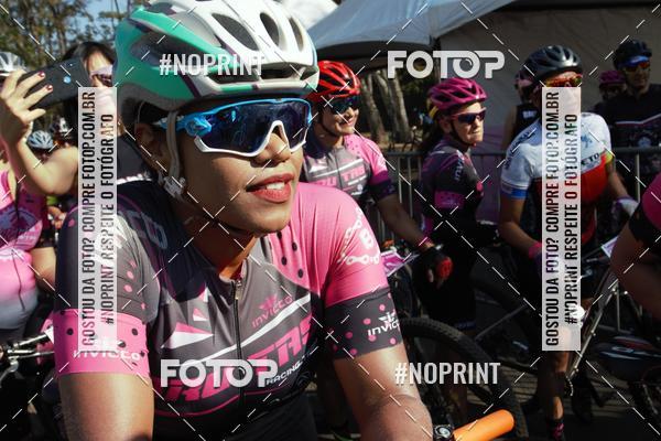 Buy your photos of the eventRainhas da Montanha 2019 on Fotop