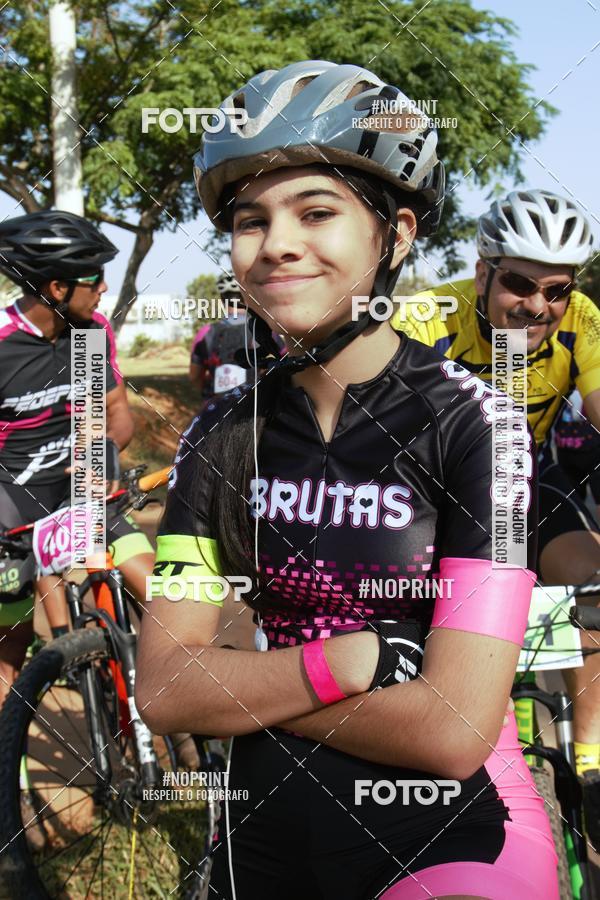 Buy your photos of the eventRainhas da Montanha 2019 on Fotop