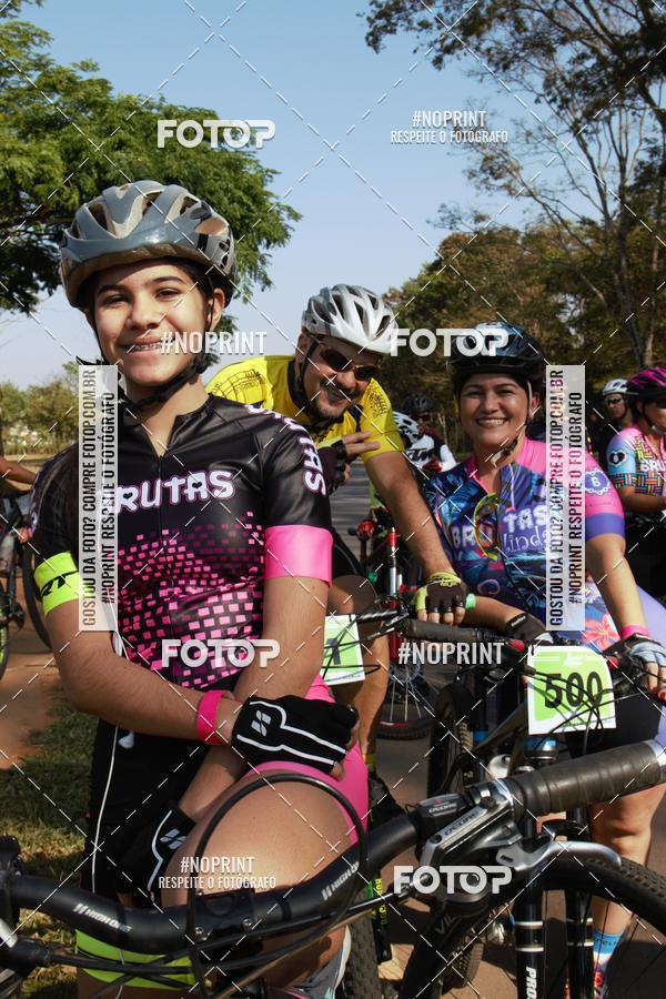 Buy your photos of the eventRainhas da Montanha 2019 on Fotop