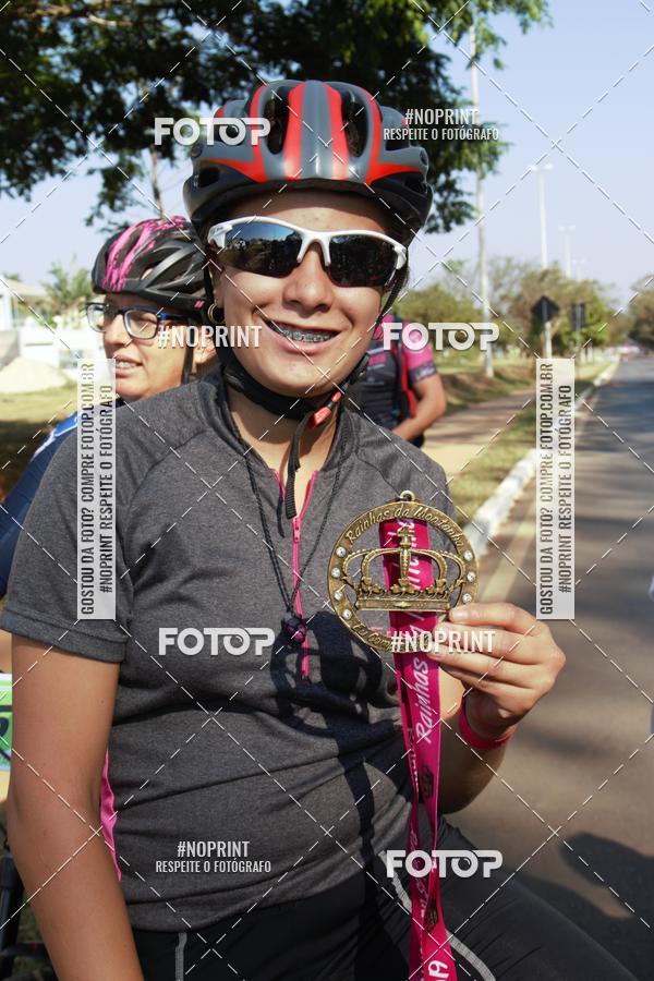 Buy your photos of the eventRainhas da Montanha 2019 on Fotop