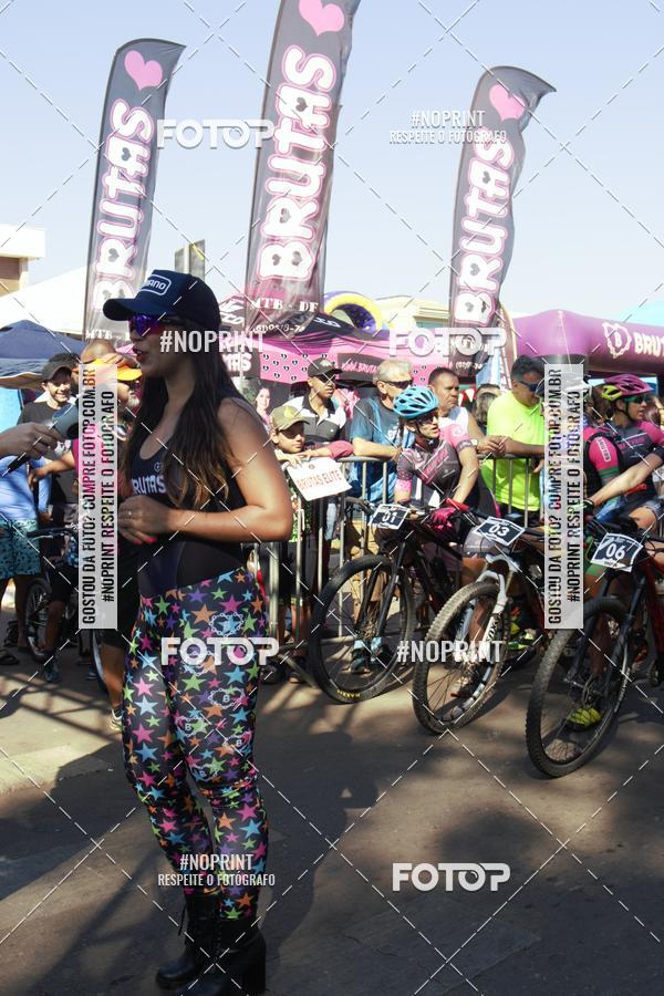 Buy your photos of the eventRainhas da Montanha 2019 on Fotop