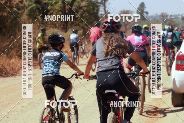 Buy your photos of the eventRainhas da Montanha 2019 on Fotop