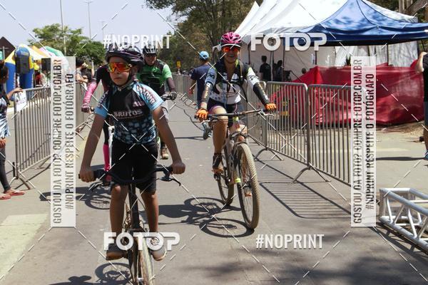 Buy your photos of the eventRainhas da Montanha 2019 on Fotop