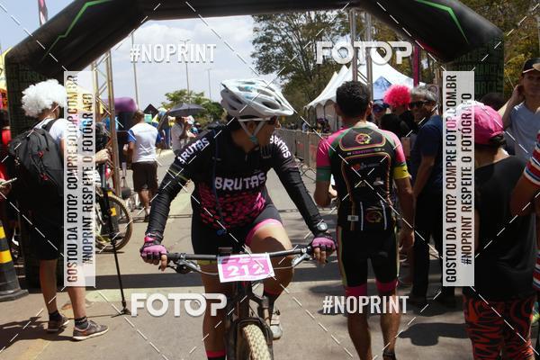 Buy your photos of the eventRainhas da Montanha 2019 on Fotop