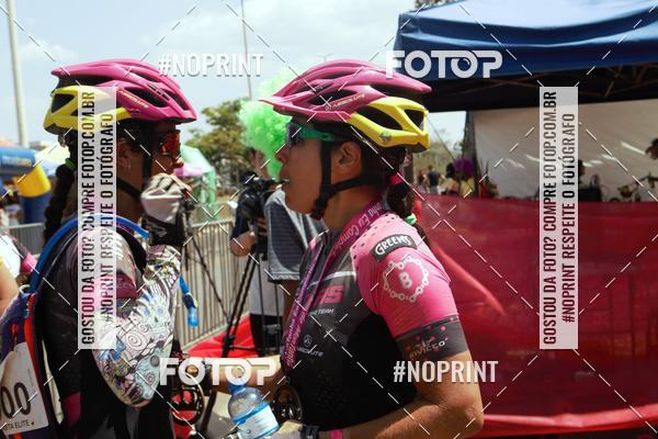 Buy your photos of the eventRainhas da Montanha 2019 on Fotop