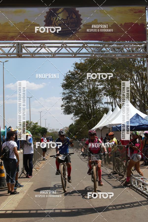 Buy your photos of the eventRainhas da Montanha 2019 on Fotop