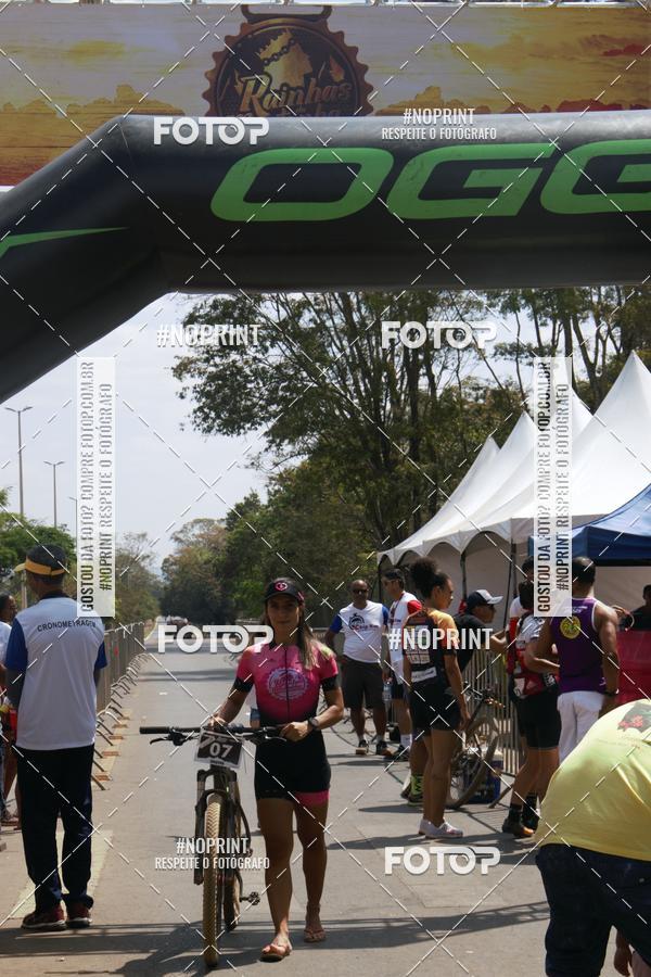 Buy your photos of the eventRainhas da Montanha 2019 on Fotop