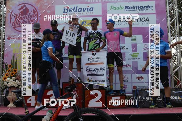 Buy your photos of the eventRainhas da Montanha 2019 on Fotop