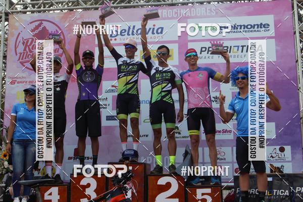 Buy your photos of the eventRainhas da Montanha 2019 on Fotop