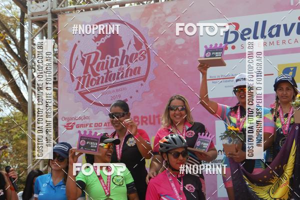Buy your photos of the eventRainhas da Montanha 2019 on Fotop