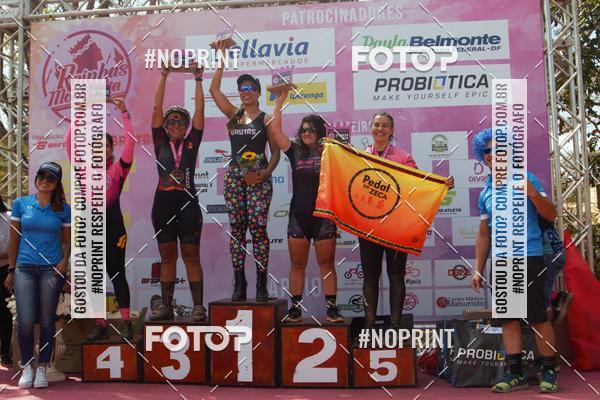 Buy your photos of the eventRainhas da Montanha 2019 on Fotop