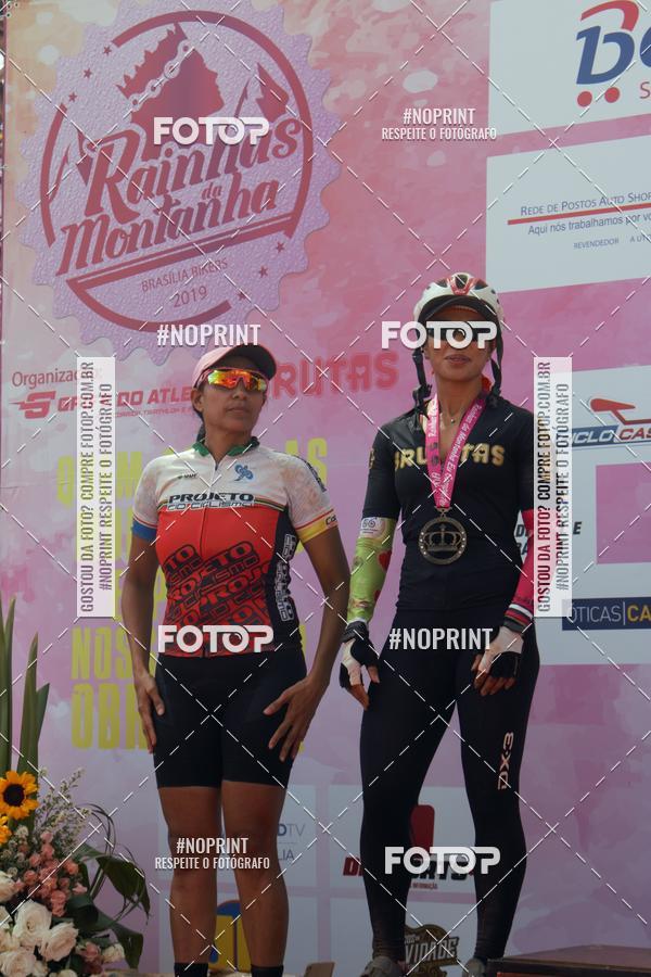 Buy your photos of the eventRainhas da Montanha 2019 on Fotop