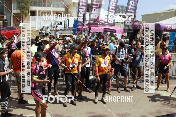 Buy your photos of the eventRainhas da Montanha 2019 on Fotop