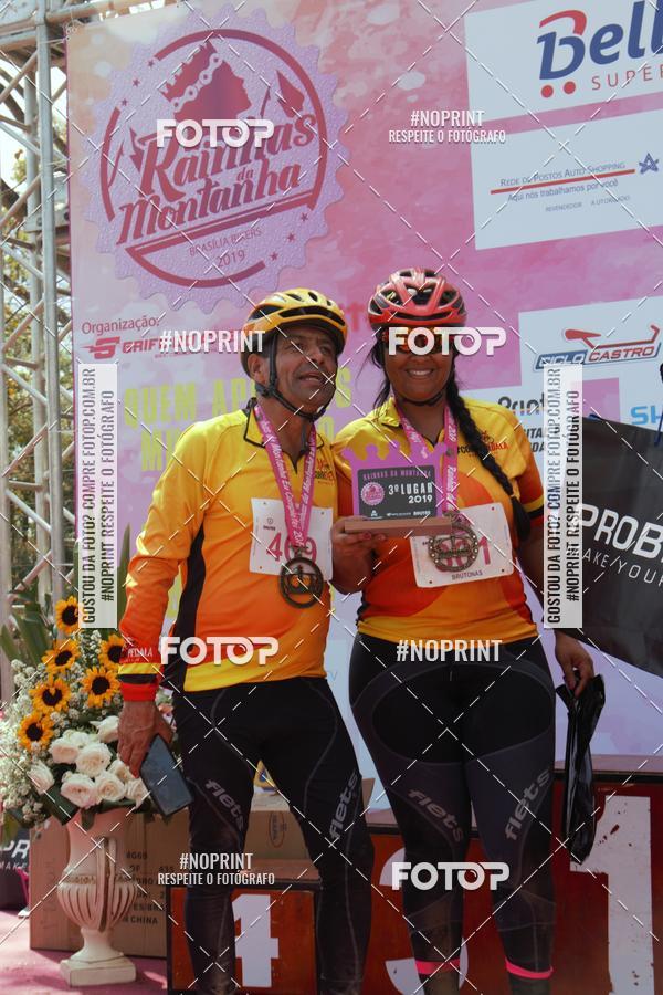 Buy your photos of the eventRainhas da Montanha 2019 on Fotop