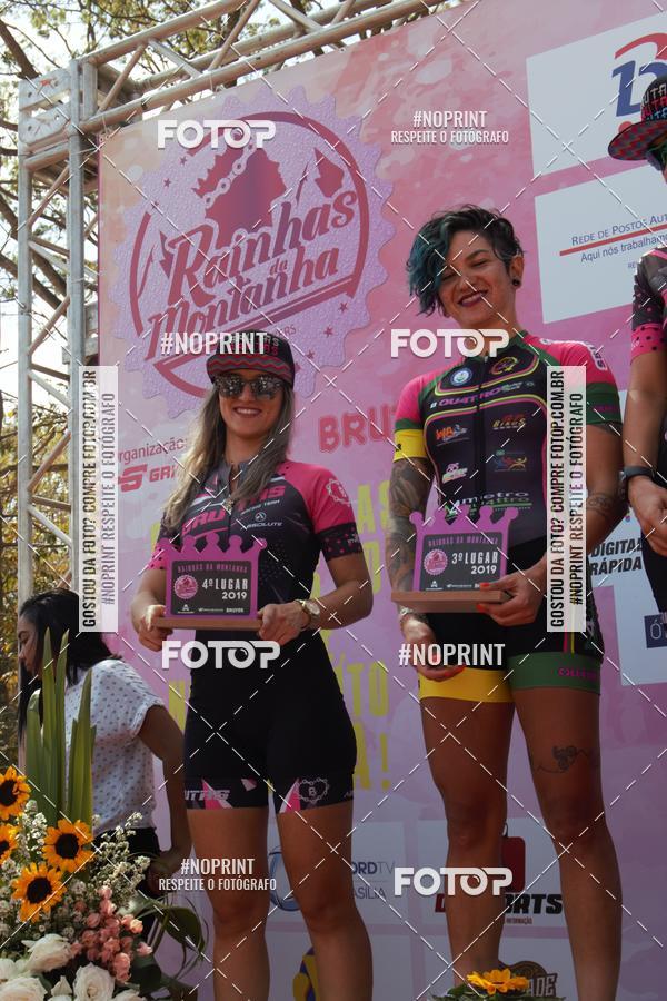 Buy your photos of the eventRainhas da Montanha 2019 on Fotop
