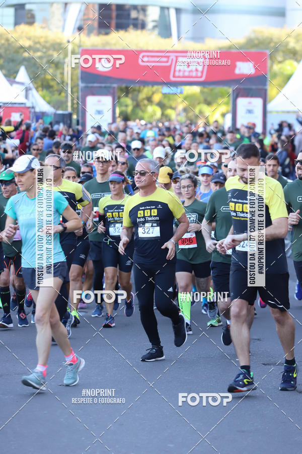 Buy your photos of the eventSANTANDER TRACK&FIELD RUN SERIES - Iguatemi Porto Alegre on Fotop
