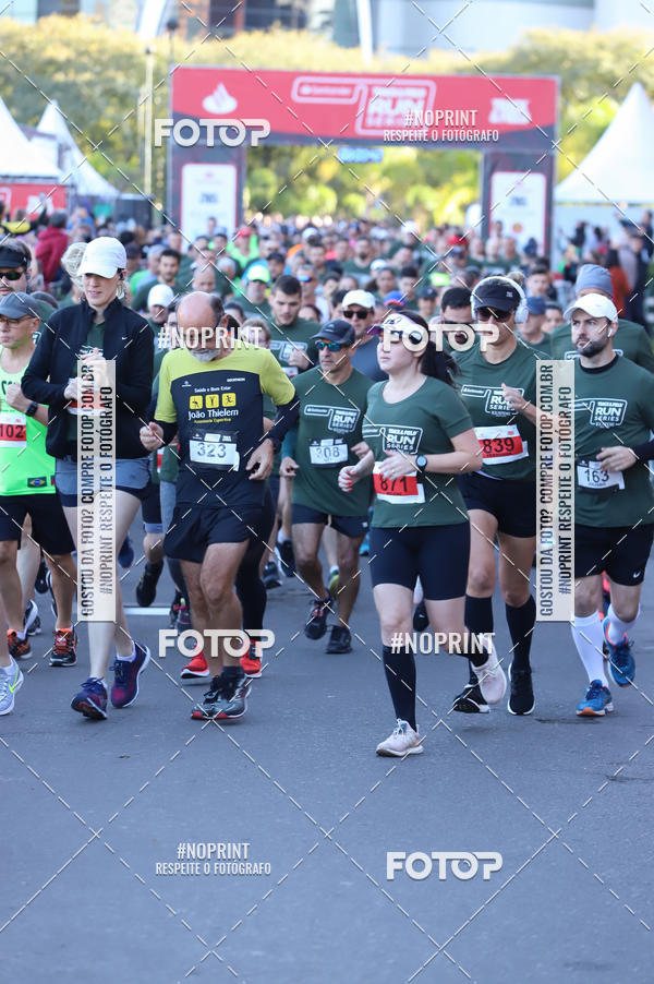 Buy your photos of the eventSANTANDER TRACK&FIELD RUN SERIES - Iguatemi Porto Alegre on Fotop