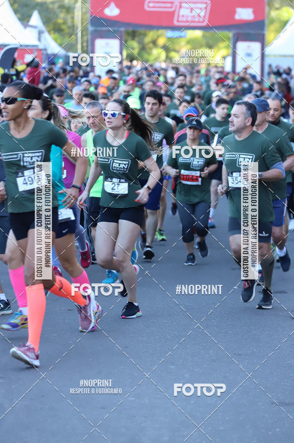 Buy your photos of the eventSANTANDER TRACK&FIELD RUN SERIES - Iguatemi Porto Alegre on Fotop