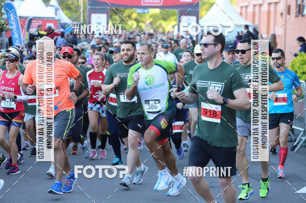 Buy your photos of the eventSANTANDER TRACK&FIELD RUN SERIES - Iguatemi Porto Alegre on Fotop