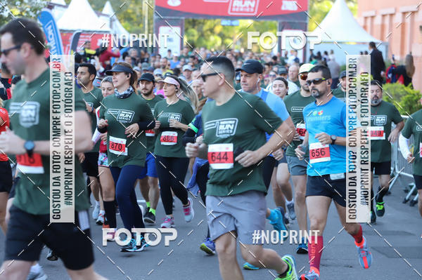 Buy your photos of the eventSANTANDER TRACK&FIELD RUN SERIES - Iguatemi Porto Alegre on Fotop
