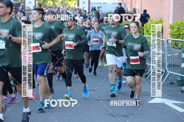 Buy your photos of the eventSANTANDER TRACK&FIELD RUN SERIES - Iguatemi Porto Alegre on Fotop