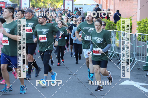 Buy your photos of the eventSANTANDER TRACK&FIELD RUN SERIES - Iguatemi Porto Alegre on Fotop
