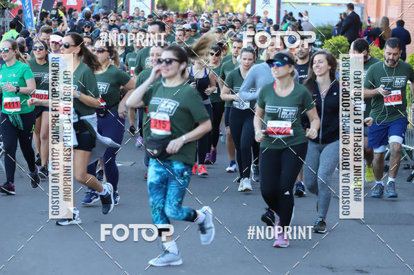 Buy your photos of the eventSANTANDER TRACK&FIELD RUN SERIES - Iguatemi Porto Alegre on Fotop