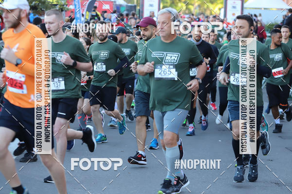 Buy your photos of the eventSANTANDER TRACK&FIELD RUN SERIES - Iguatemi Porto Alegre on Fotop