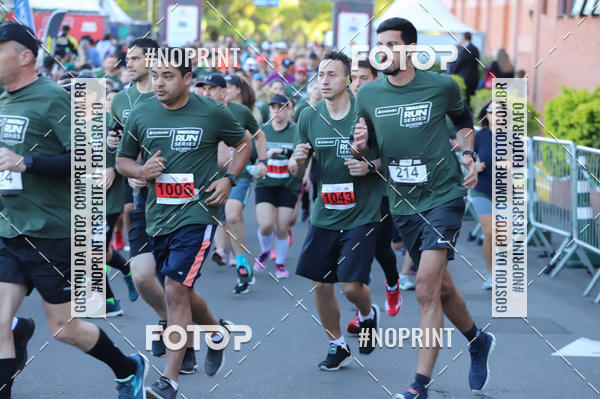 Buy your photos of the eventSANTANDER TRACK&FIELD RUN SERIES - Iguatemi Porto Alegre on Fotop