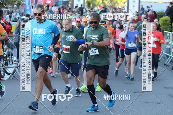 Buy your photos of the eventSANTANDER TRACK&FIELD RUN SERIES - Iguatemi Porto Alegre on Fotop