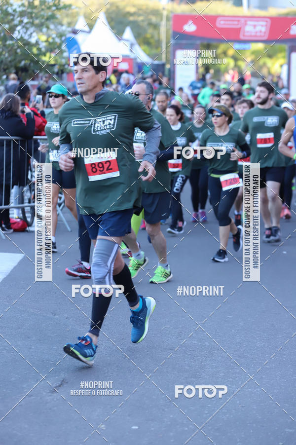Buy your photos of the eventSANTANDER TRACK&FIELD RUN SERIES - Iguatemi Porto Alegre on Fotop