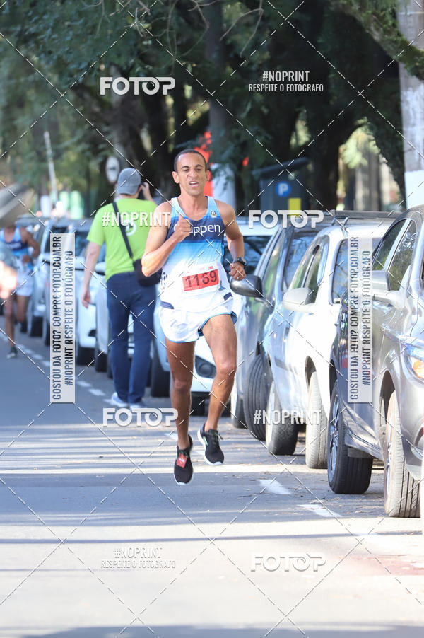 Buy your photos of the eventSANTANDER TRACK&FIELD RUN SERIES - Iguatemi Porto Alegre on Fotop