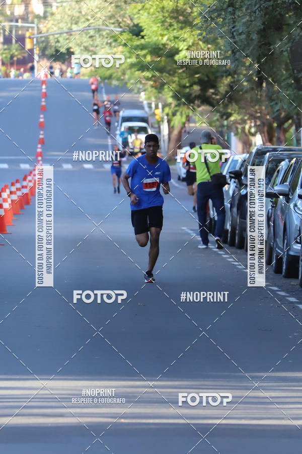 Buy your photos of the eventSANTANDER TRACK&FIELD RUN SERIES - Iguatemi Porto Alegre on Fotop