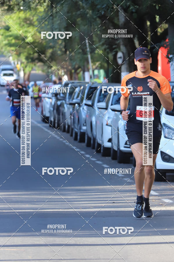 Buy your photos of the eventSANTANDER TRACK&FIELD RUN SERIES - Iguatemi Porto Alegre on Fotop