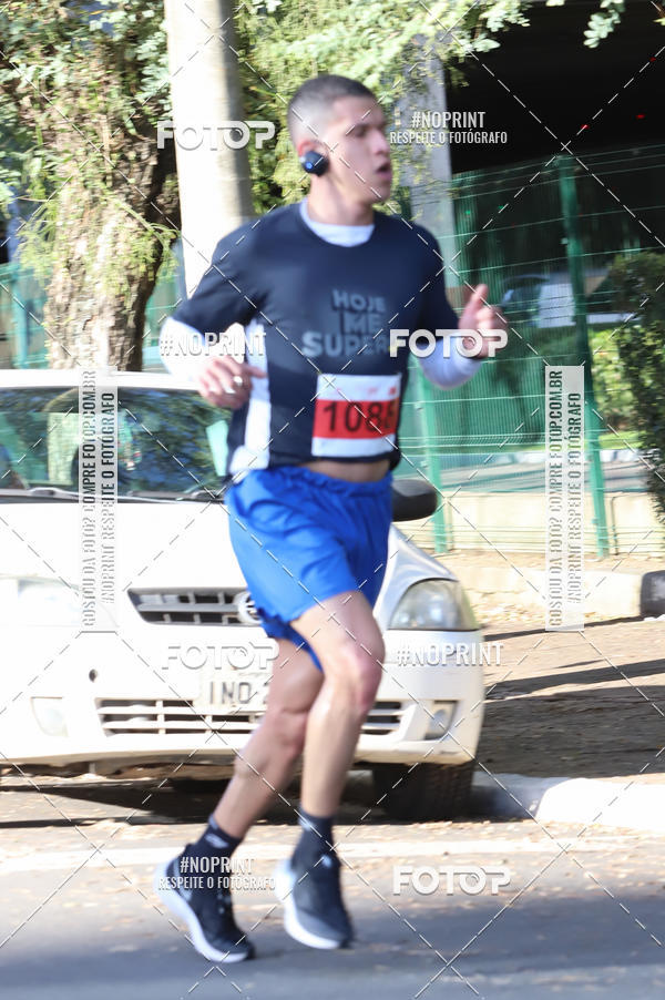 Buy your photos of the eventSANTANDER TRACK&FIELD RUN SERIES - Iguatemi Porto Alegre on Fotop