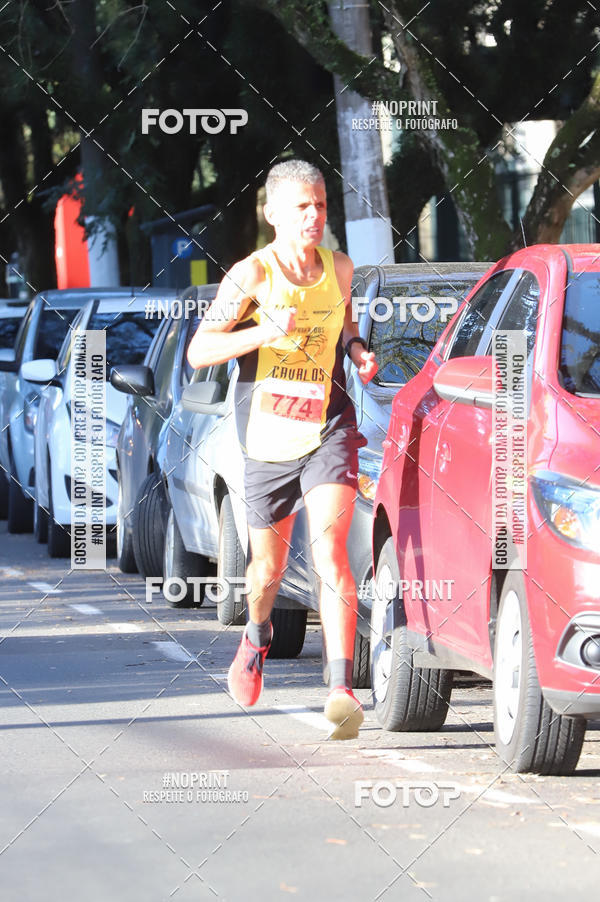 Buy your photos of the eventSANTANDER TRACK&FIELD RUN SERIES - Iguatemi Porto Alegre on Fotop